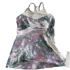 NWT Fabletics Marbleized Print Tank